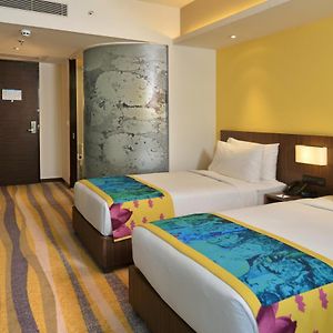 Deluxe Twin Room on F&B